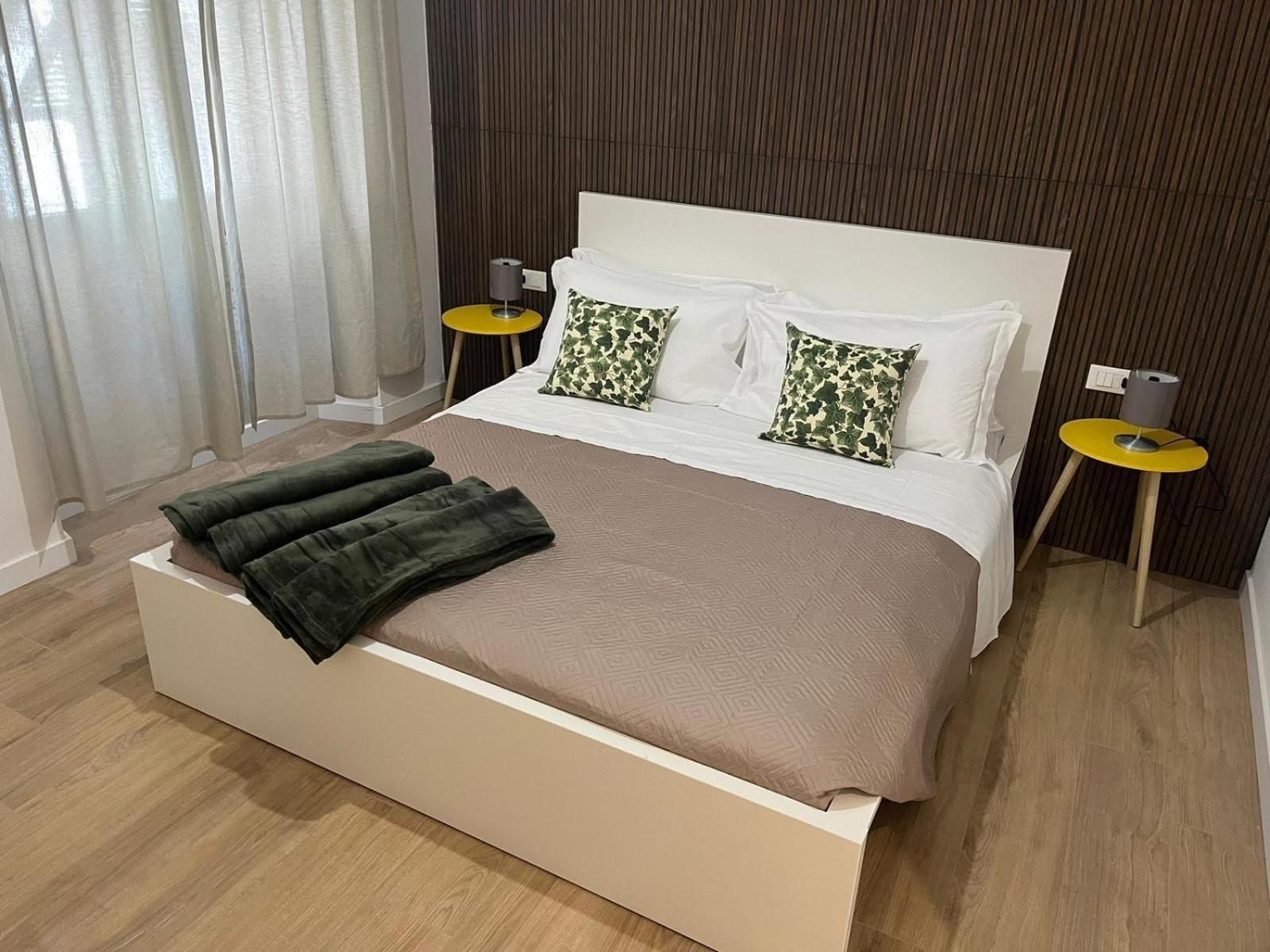 20 Settembre Rooms ลาสเปเซีย ภายนอก รูปภาพ